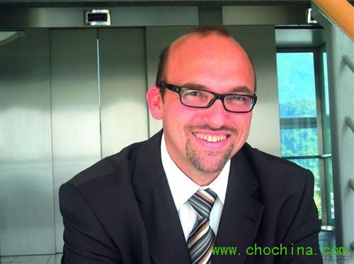 ���Ї�CEO��Ɲ���͊W��CEOʩ̩���������L